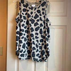 Mudpie‎ Women's Sleeveless Leopard Print Top, Size Medium